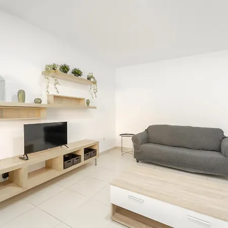 Welcs 133 Emp Con Piscina Comunitaria * Roses